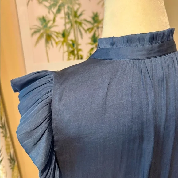 BR Silky Ruffle Tank Blue Sleeveless Work Top Banana Republic Flutter Sleeve - Picture 6 of 6